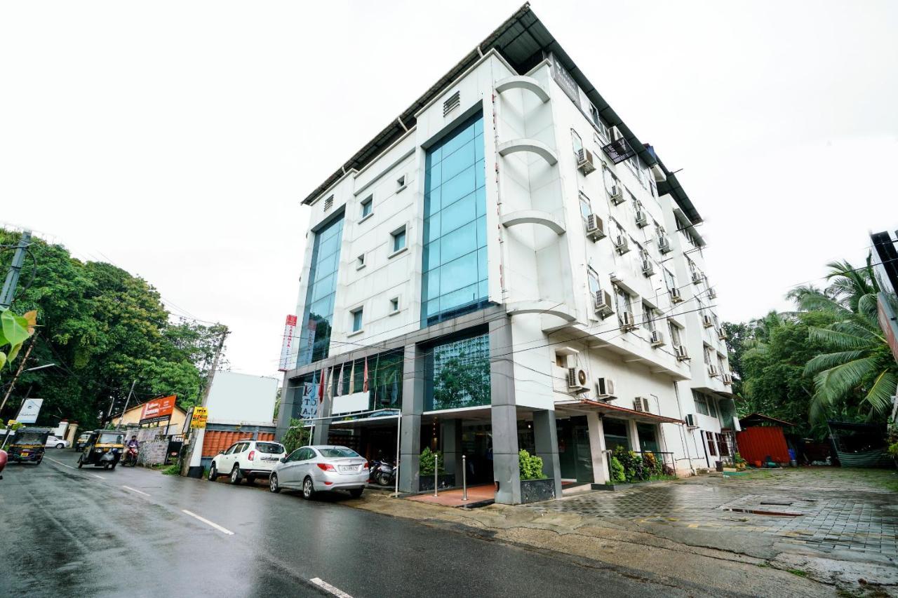 Oyo 1684 Hotel Malabar Inn Kóžikkót Exteriér fotografie